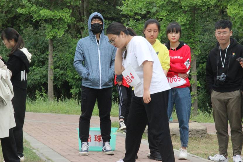 说明: C:\Users\24490\Desktop\QQ图片20190422164135.jpg