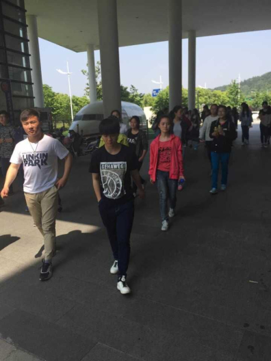 qq图片20160511204103_编辑.jpg