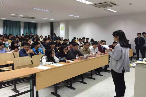 评委和出席人员.jpg