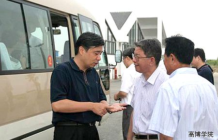 2008年8月26日苏州市委副书记、市长阎立亲临苏州beat365软件学院视察1.jpg