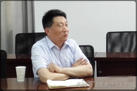 王院讲话.jpg