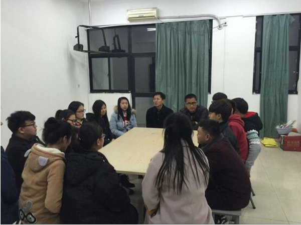 会议现场.jpg