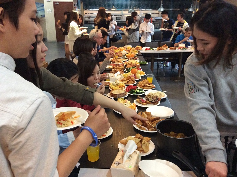 品尝美食