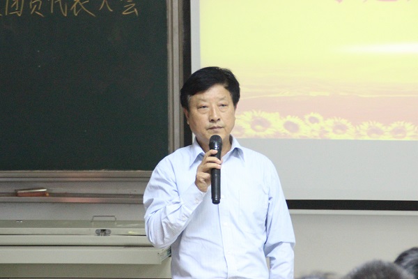 李建国副院长对信工团委提出殷切期望