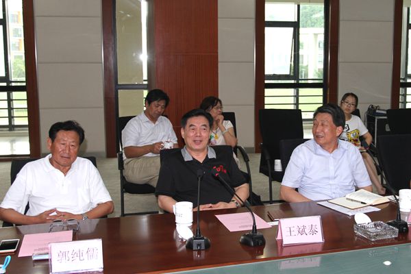 王斌泰讲话.jpg